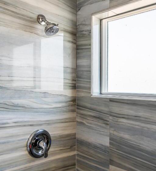 ユースホステル Desert Hot Springs Inn