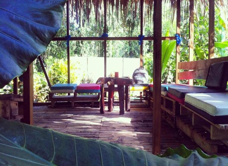 Общежитие El Faro 13 De Puerto Viejo