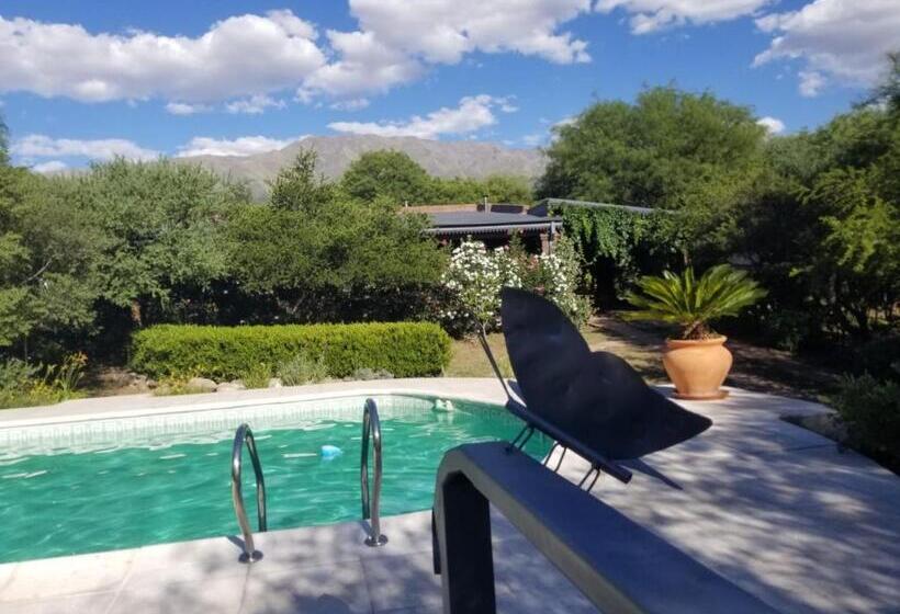 ユースホステル El Jarillal