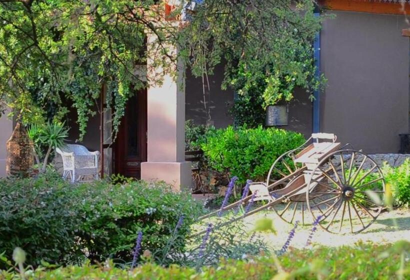 ユースホステル El Jarillal