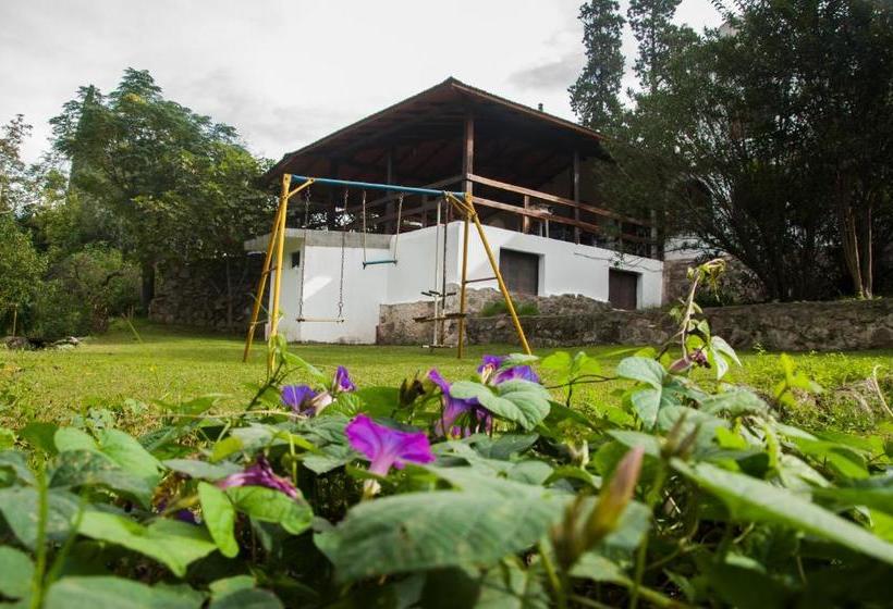 ユースホステル Hostería La Pergola