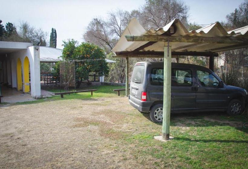 ユースホステル Hostería La Pergola