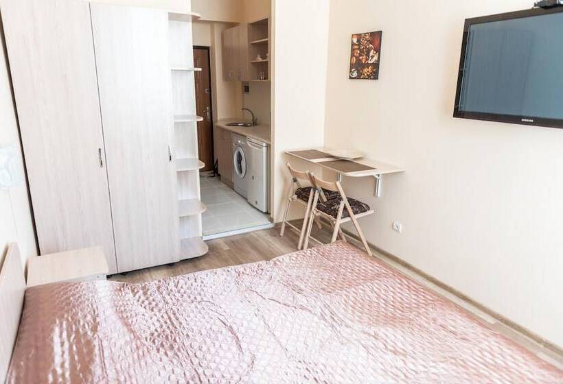 هاستل Minihotel Freedom