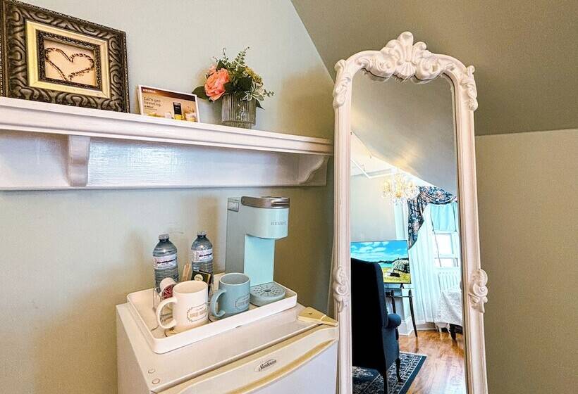 فندق صغير The Eden Hall Inn