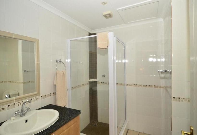 Hlalanathi Drakensberg Resort