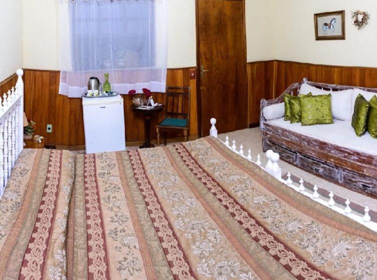 Hospedaria Abbud & Fernandez