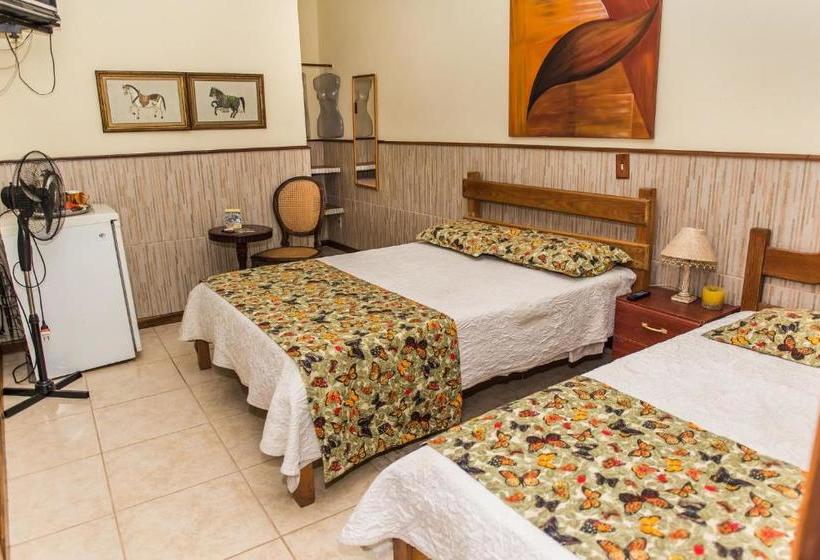 Hospedaria Abbud & Fernandez