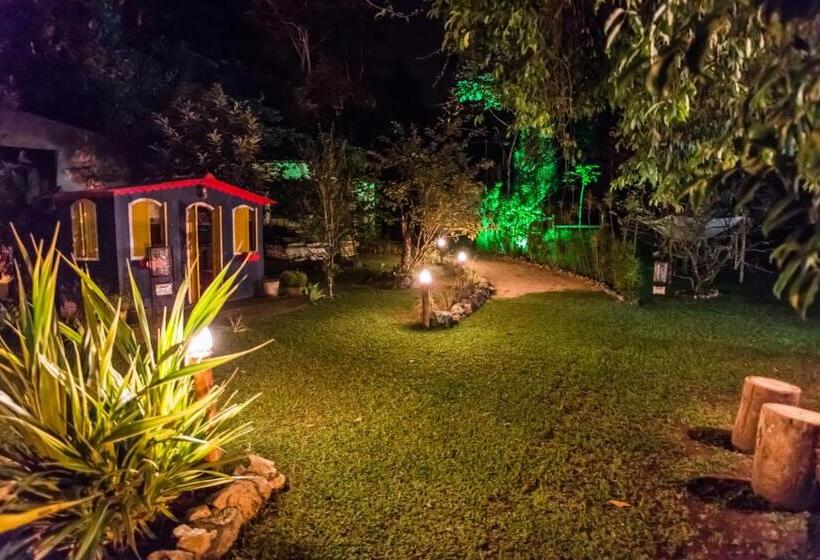 Hospedaria Abbud & Fernandez