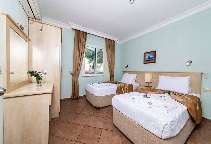 Lighthouse Apartments