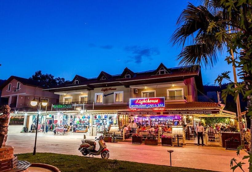 Lighthouse Apartments