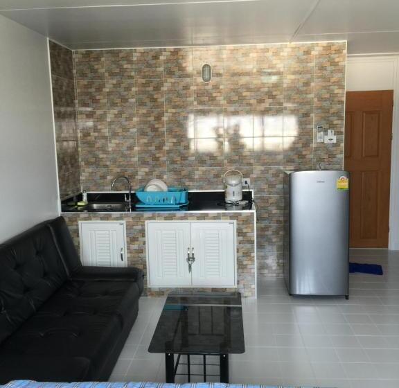 Muangthongthani Rental/khun Dan