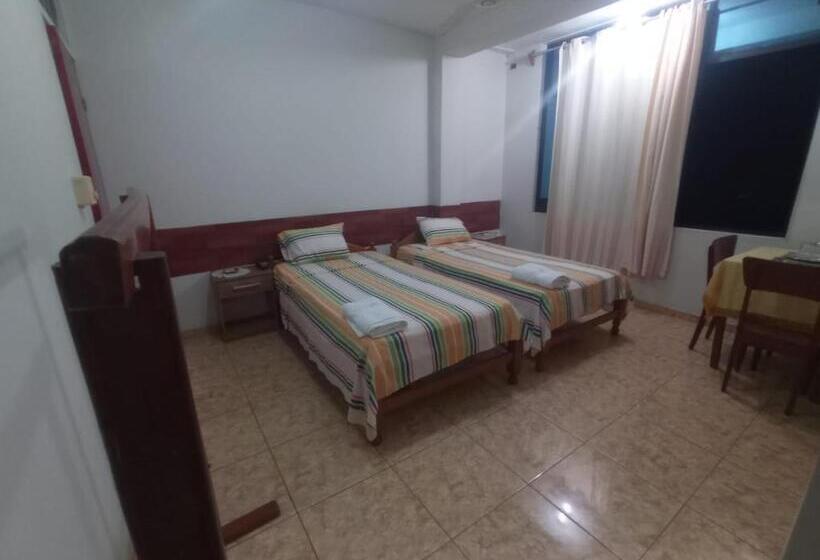 پانسیون Casa Del Huesped Guest House