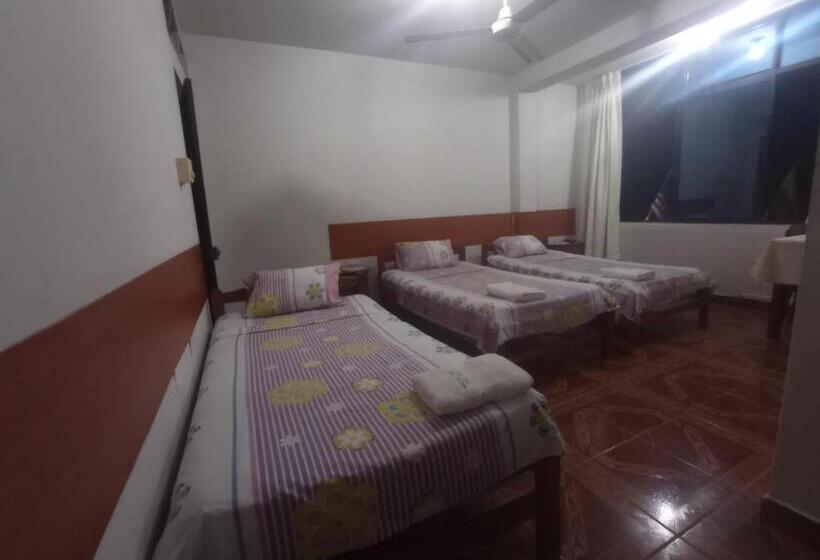 پانسیون Casa Del Huesped Guest House