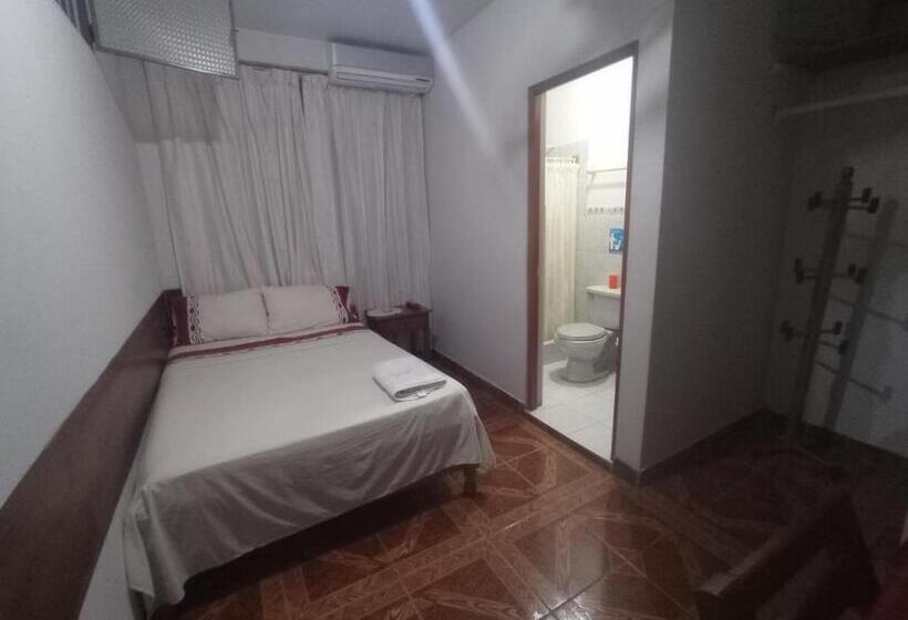 پانسیون Casa Del Huesped Guest House