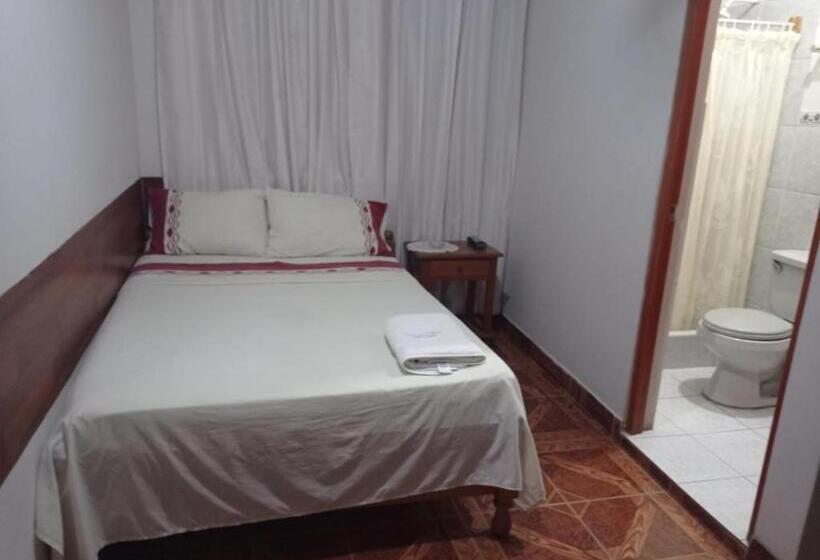 پانسیون Casa Del Huesped Guest House