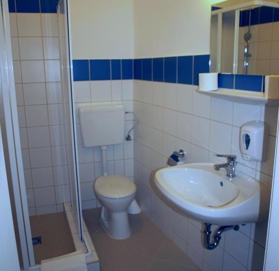 פנסיון Ciszterci Szállás Pécs