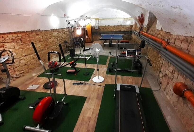 פנסיון Ciszterci Szállás Pécs