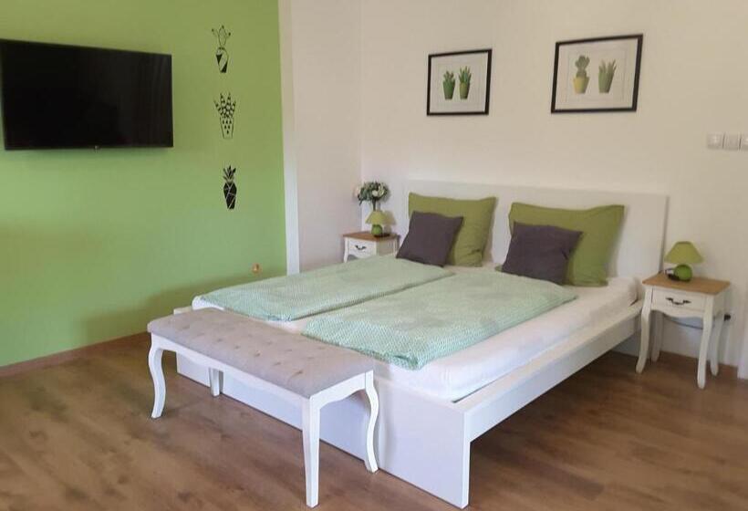 بنسيون Eurovelo6 Stop