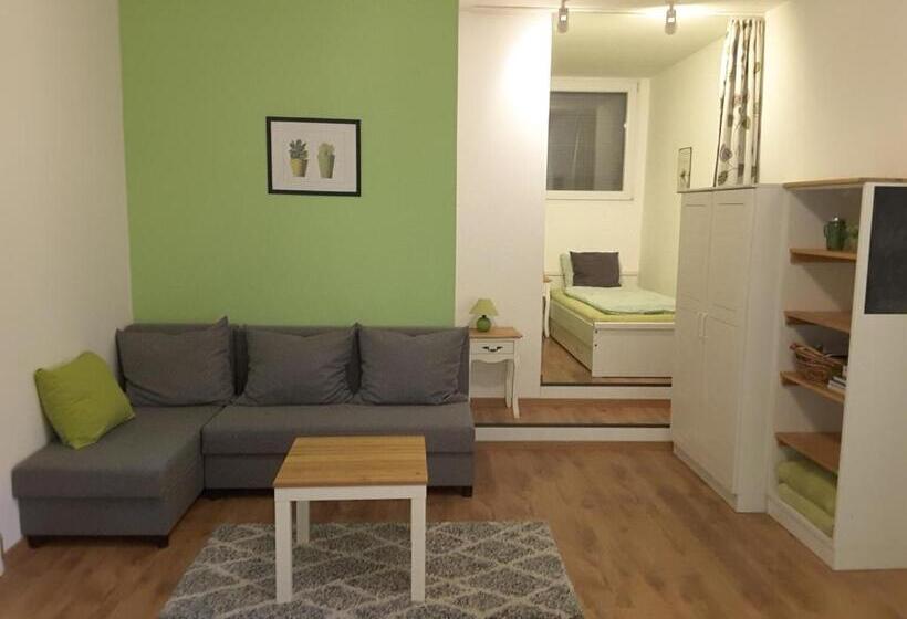 بنسيون Eurovelo6 Stop