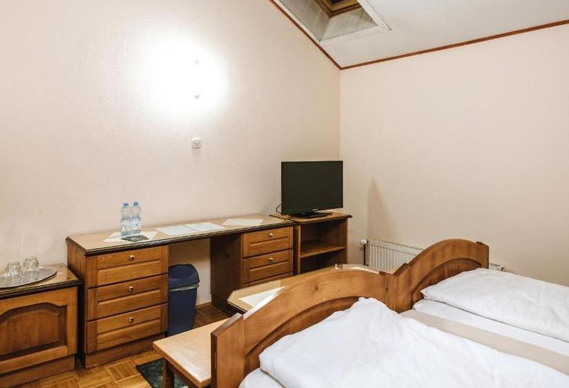 پانسیون Gostisce Ulipi