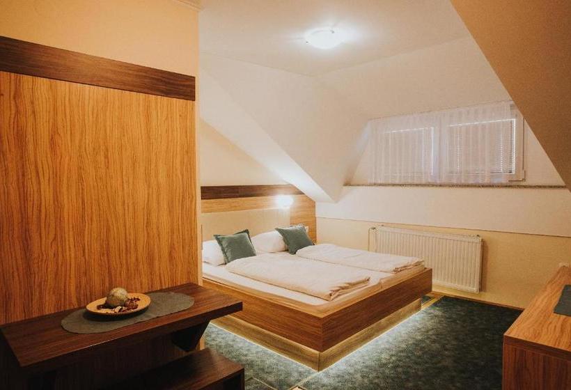 پانسیون Gostisce Ulipi