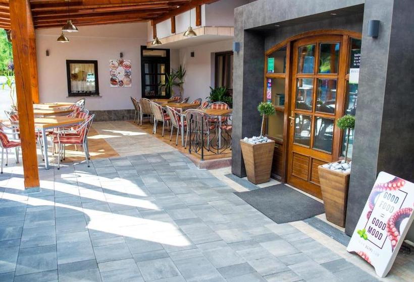 پانسیون Gostisce Ulipi