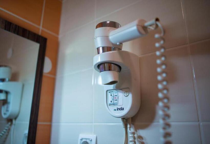 پانسیون Gostisce Ulipi