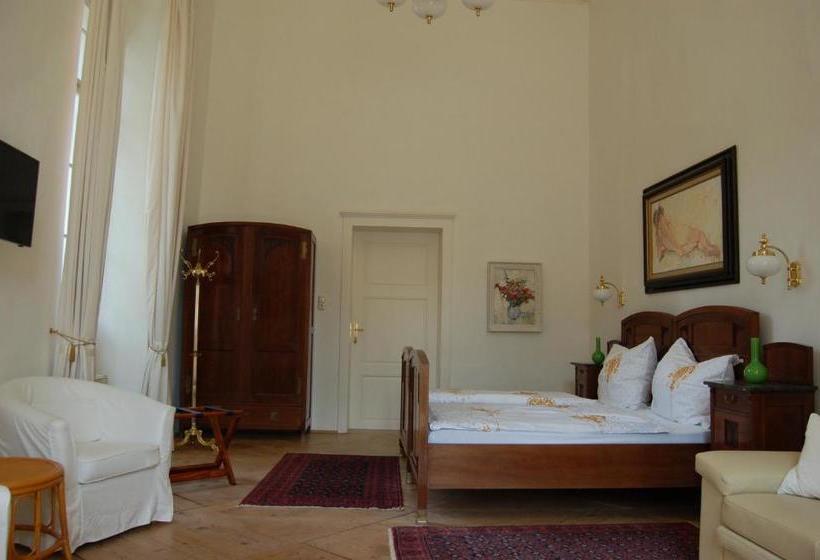 פנסיון Gästehaus Schloss Aschach