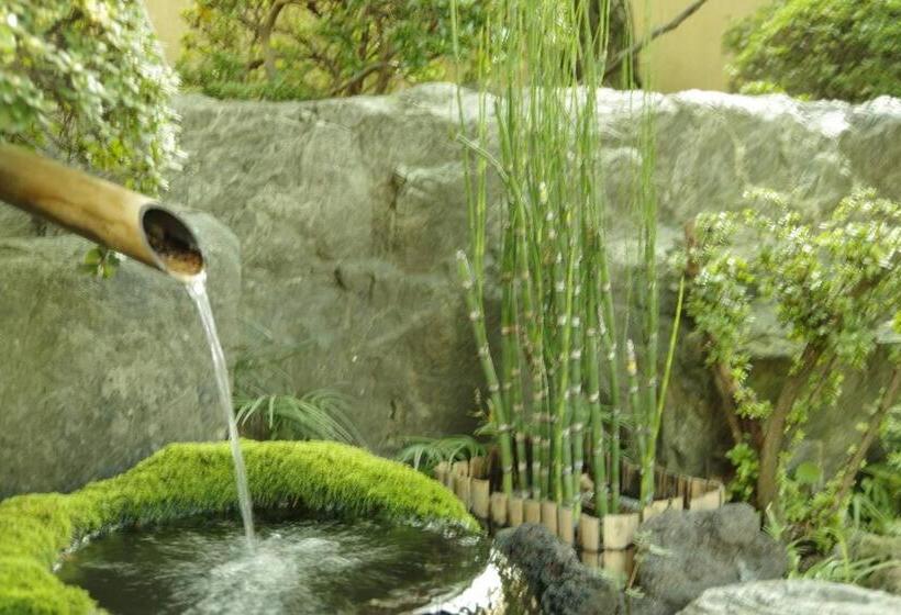 Pension 一組限定の貸切空間 Guest House Engiya