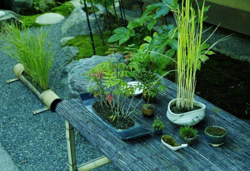 Pension 一組限定の貸切空間 Guest House Engiya