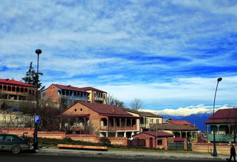 پانسیون Guest House Medea