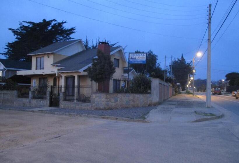 بنسيون Hostal Julia