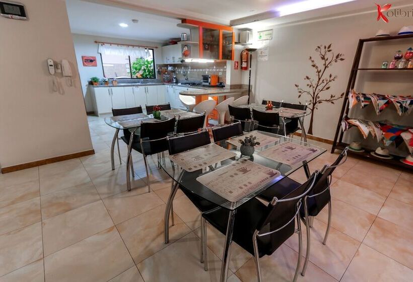 بنسيون Hostal Kolibri B&b