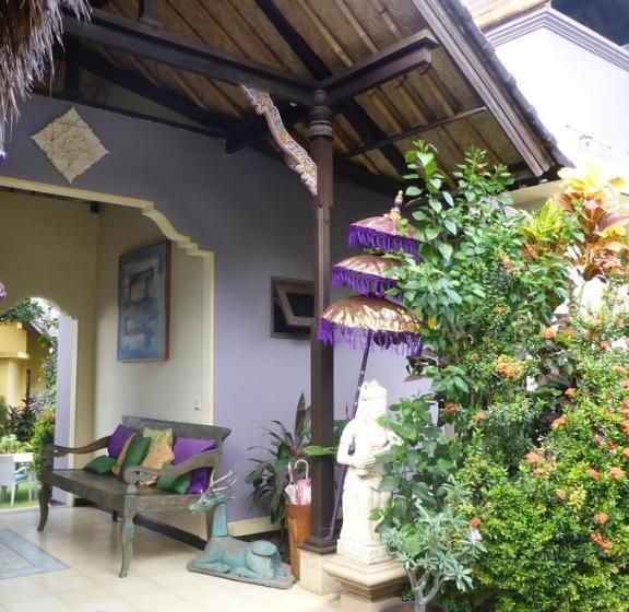 פנסיון Life In Amed Beach