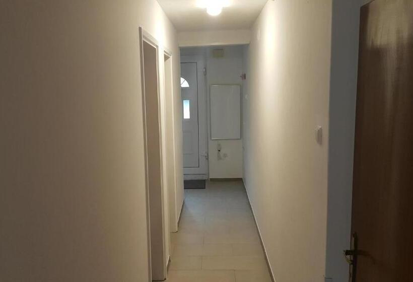 پانسیون Love 2 Solkan