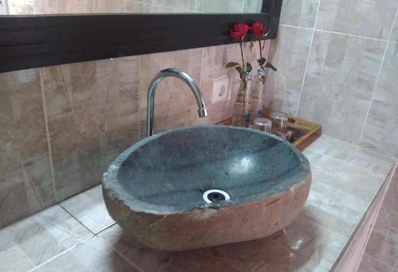 פנסיון Ode Resto Guesthouse