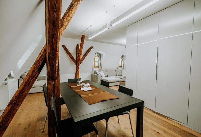 بنسيون Penzión Banský Dom