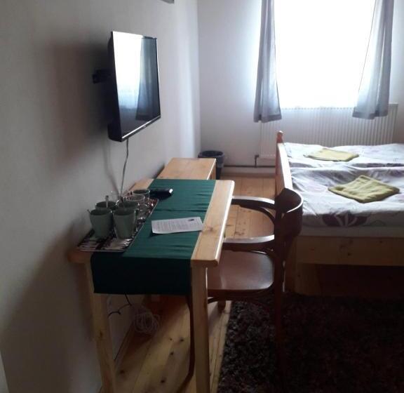 ペンション Penzion Na Střelnici