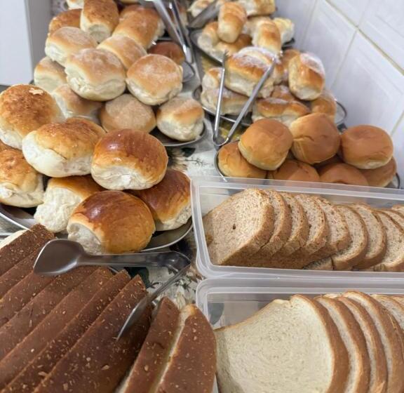 פנסיון Pousada Rabake