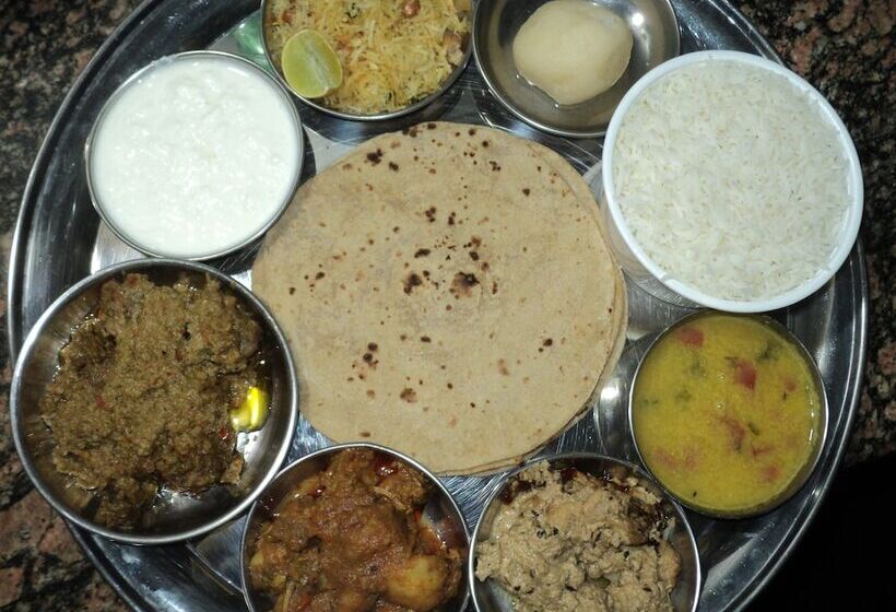 膳宿费 Royal Guest House