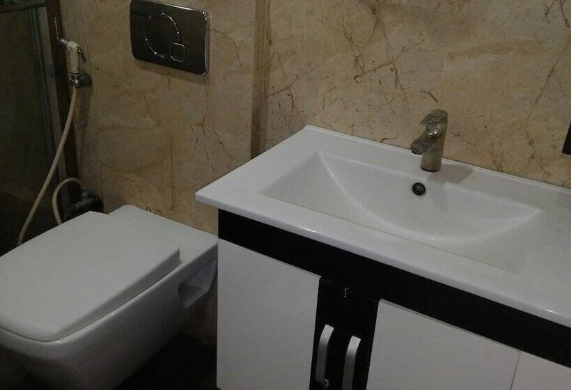 膳宿费 Royal Guest House