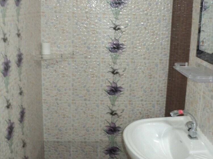 膳宿费 Royal Guest House