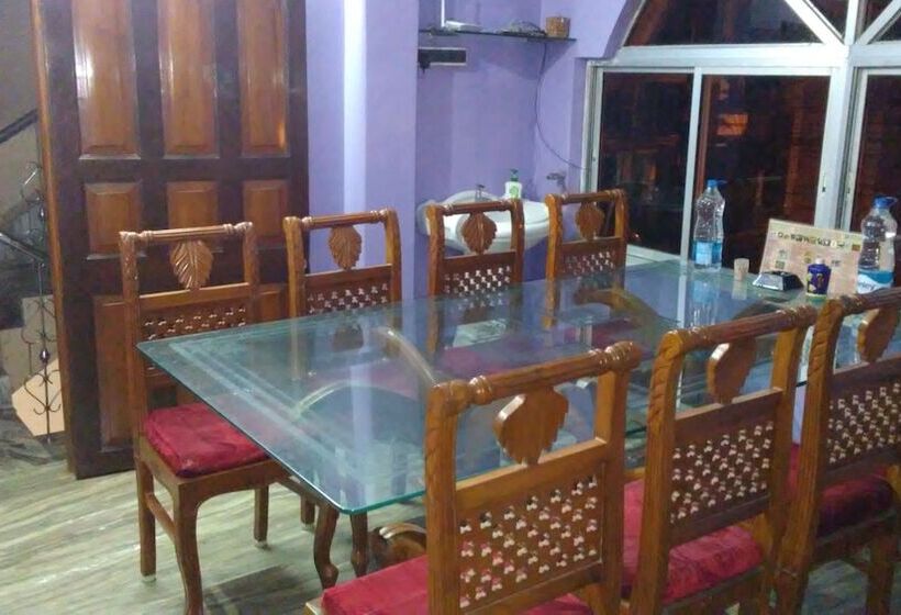 膳宿费 Royal Guest House