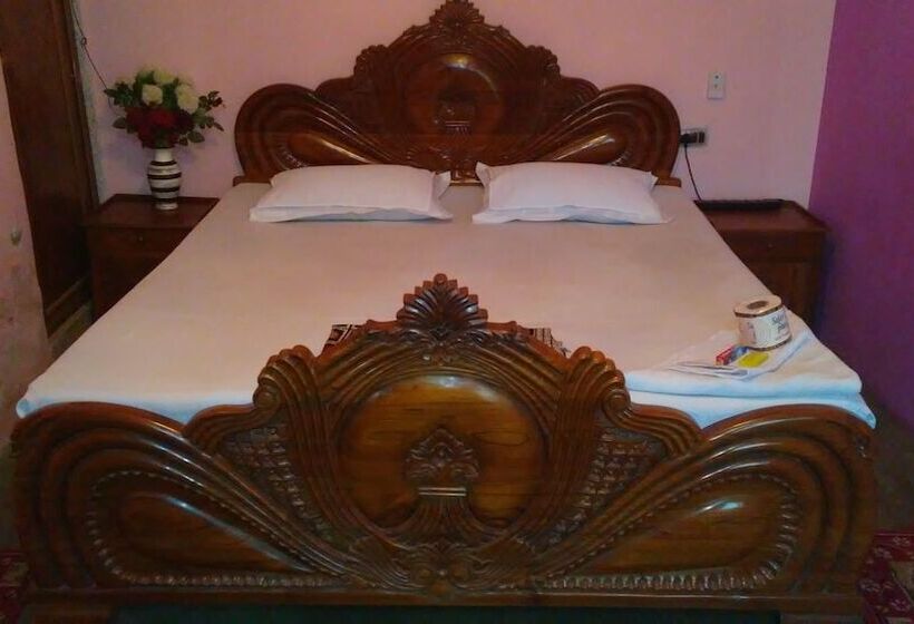 膳宿费 Royal Guest House