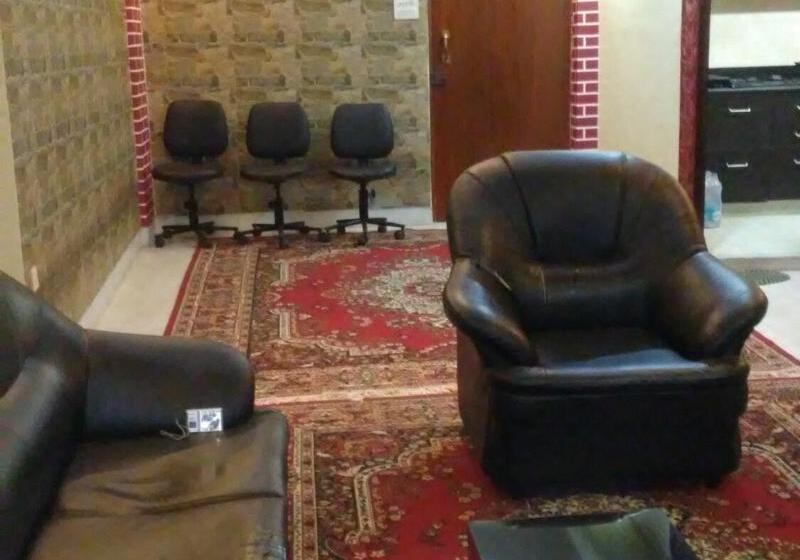 膳宿费 Royal Guest House