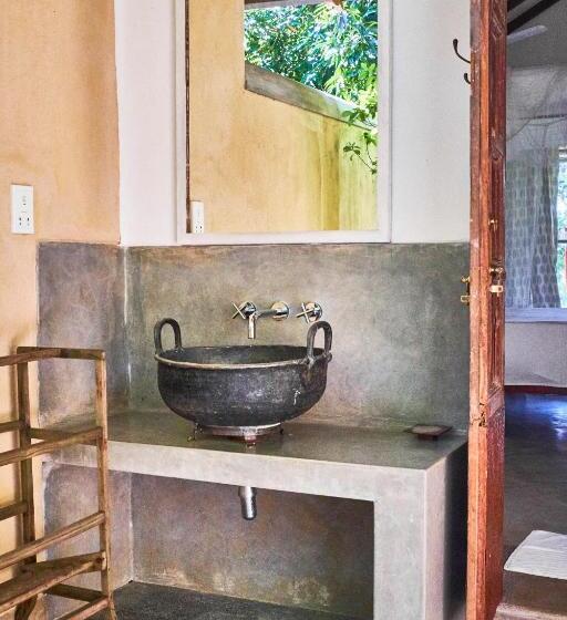 פנסיון Samadara Estate, Midigama