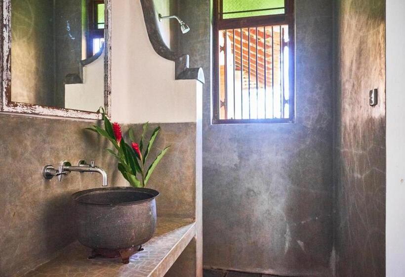 פנסיון Samadara Estate, Midigama