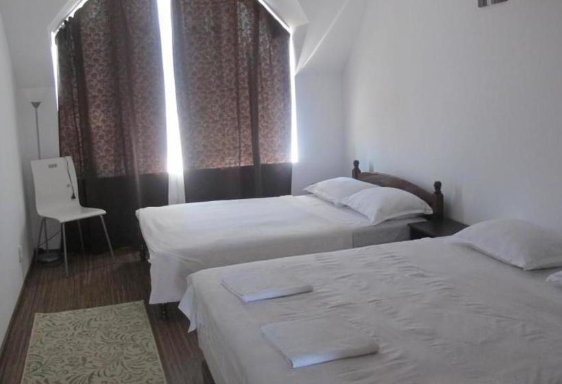 بنسيون Sunny Island Obzor