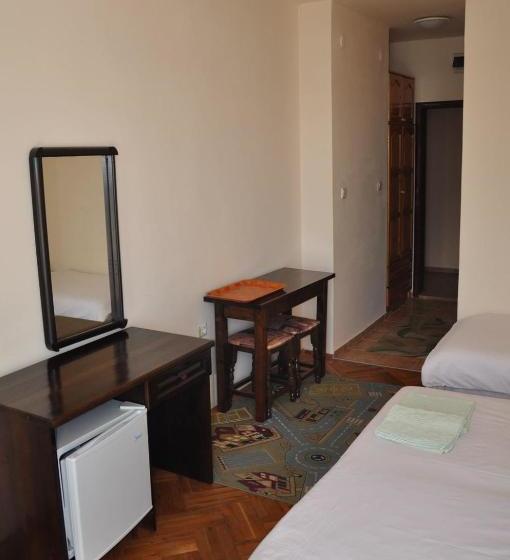 بنسيون Sunny Island Obzor