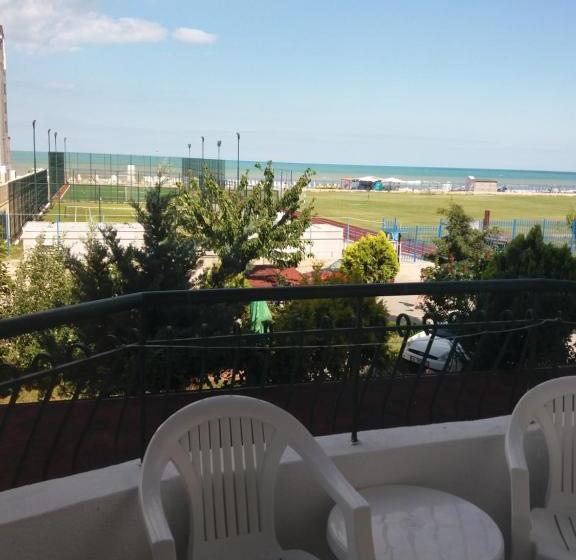 بنسيون Sunny Island Obzor